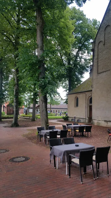 Der Grieche Unter den Linden