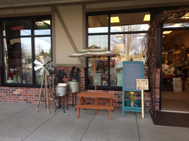 Surroundings Home, Gifts and Garden