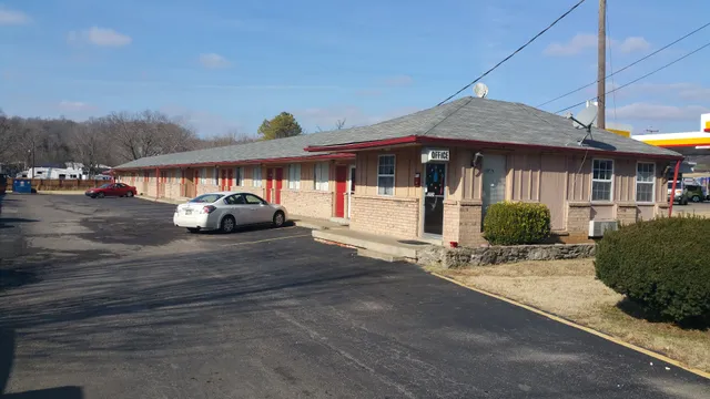 Holiday Rest Motor Inn