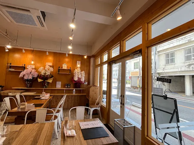 Burger Revolution Naha