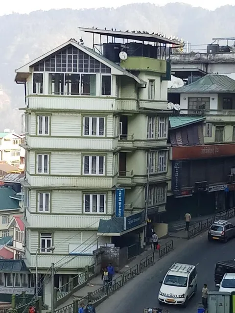 Hotel Tse-Ka Residency