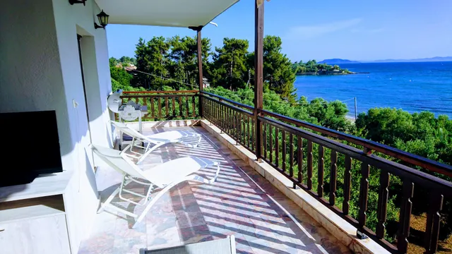 Elia House Apartments