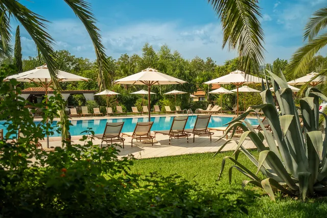 Calalandrusa Beach & Nature Resort