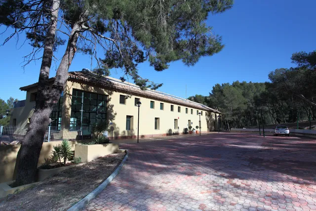 Albergue Juvenil El Valle