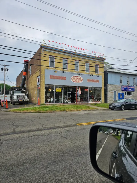 Rcs & Randys Antiques Co-Op