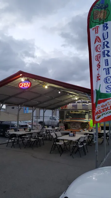 Mariscos y Tacos Ana's Mexican Food