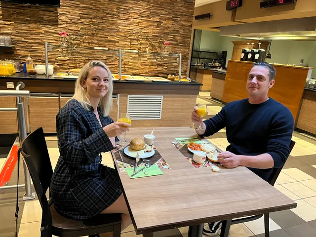 Brochetterie - Bruul | Geel