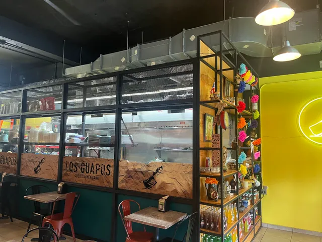 Los Guapos Taquería y Mercado Mexicano