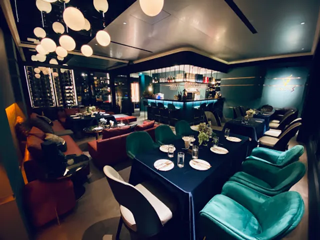 Visions Bistro 微醺餐酒館安平創始店 / 亞果遊艇俱樂部景觀餐廳(台南景觀餐廳 台南餐酒館 漁光島美食 安平美食 安平餐酒館)