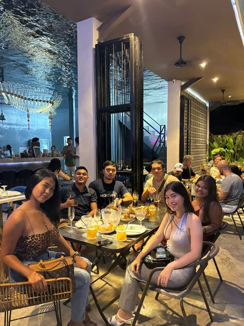 Pisces Restaurant and Bar