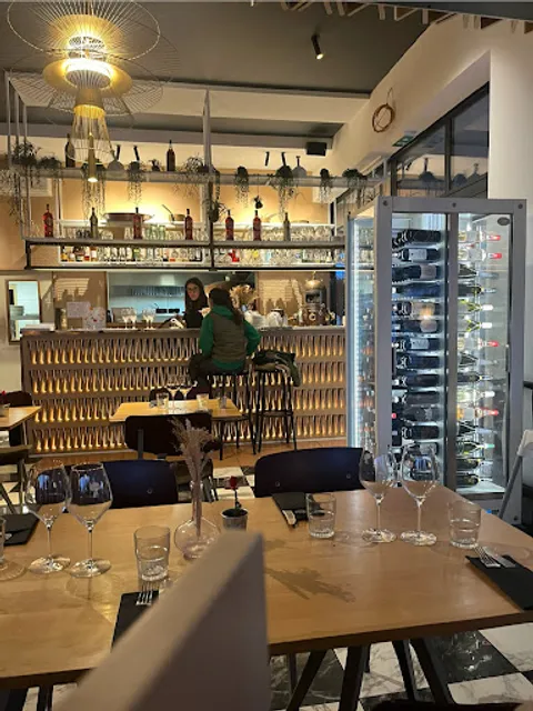 A TAVOLA, Le Restaurant