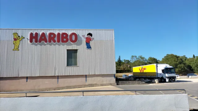 Usine Haribo, confiserie industrielle, pont des charettes