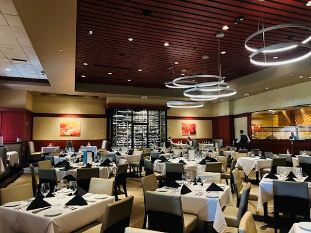 Fleming’s Prime Steakhouse & Wine Bar