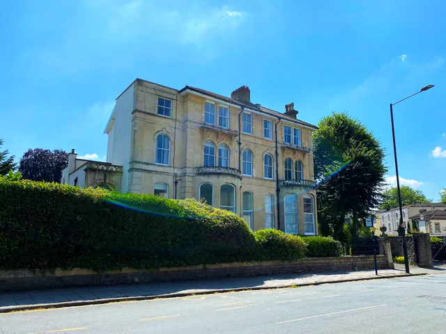 Clifton House | Serviced Apartments | Your Apartment