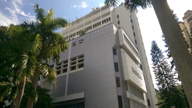 Lai Chi Kok Government Offices Public Toilet