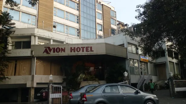 Avion Hotel