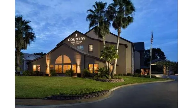Country Inn & Suites by Radisson, Kingsland, GA