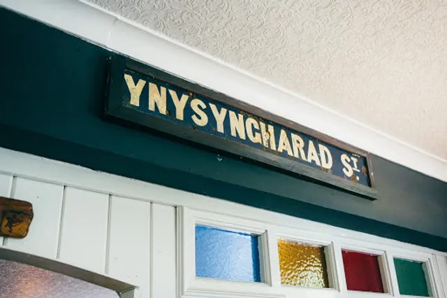 Bunch Of Grapes, Pontypridd