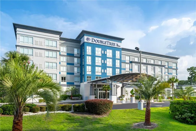 DoubleTree by Hilton Brunswick