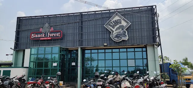 Steem engine Restaurant - Uthangudi - Madurai