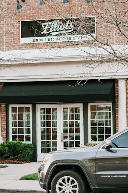 Elliot's Wood Fired Kitchen & Tap