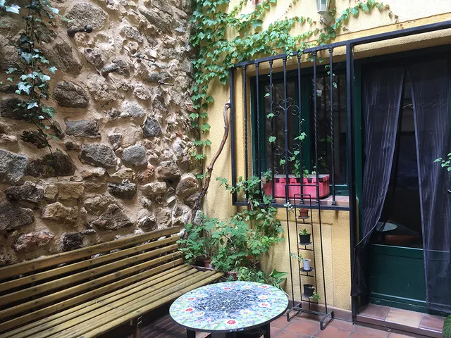 Hostel Económico en Segovia - DUERMEVELA