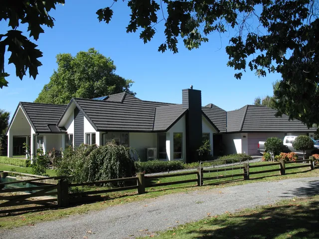 Karapiro Willows Luxury Bed & Breakfast