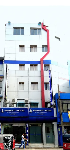 Metro City Hotel
