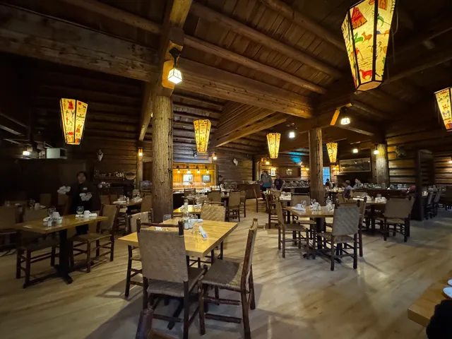 Russell's Fireside Dining Room