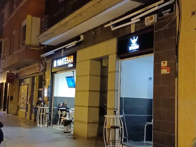 La Taberna TheWhiteBar