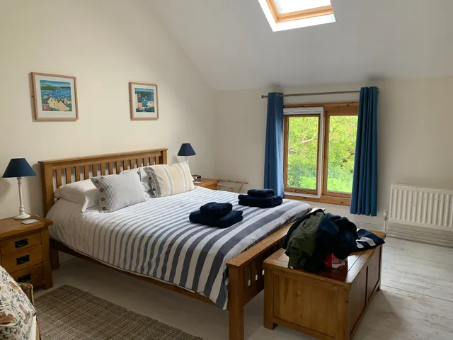 Owls Roost, no 11 Combe Farm Barns