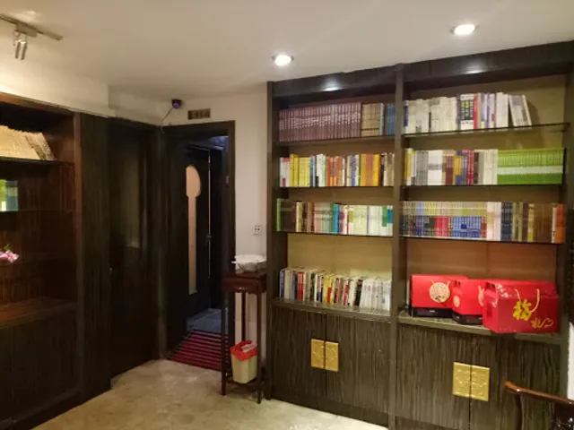 View & World Vegetarian Restaurant