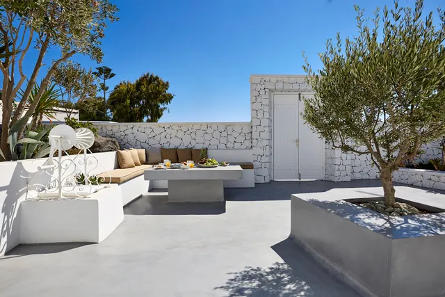 OLIA VILLAS & SUITES