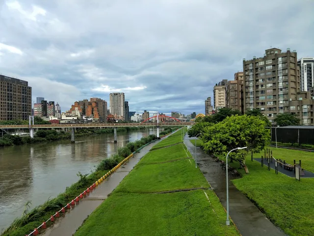 Chengmei Right Bank Riverside Park