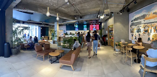 Starbucks V&A Waterfront