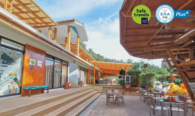 Green Bay Samed Resort