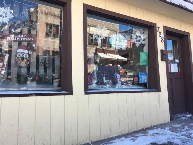 Katie's Consignment Shop