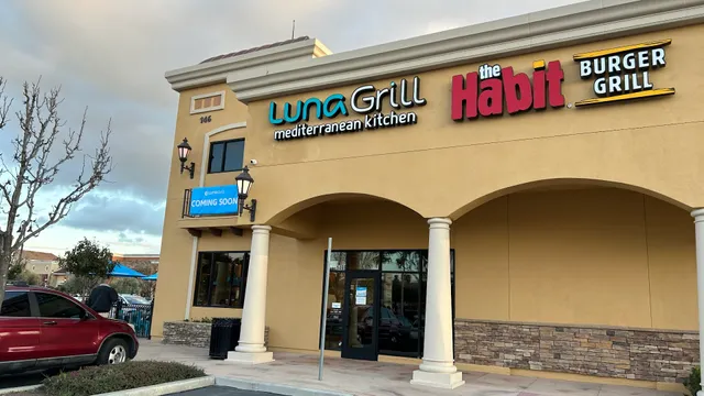 Luna Grill Moorpark
