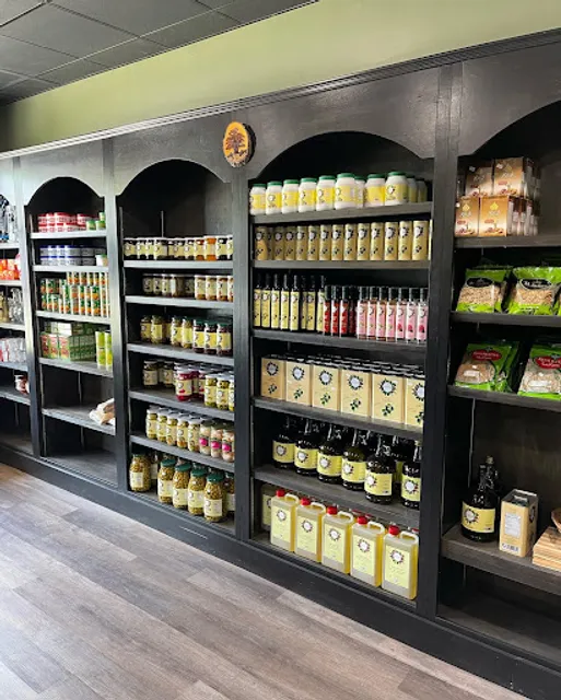 Tasty Zaytoon Lebanese Market and Restaurant