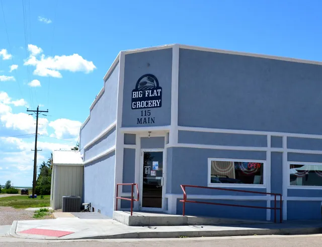Big Flat Grocery