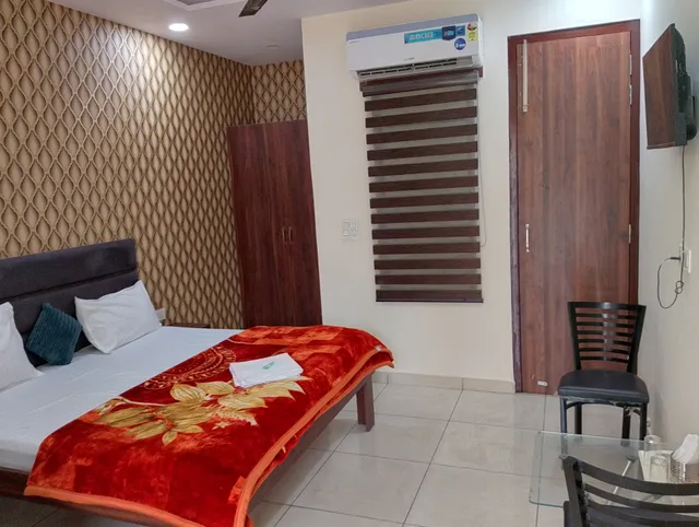 OYO Flagship Hotel Sunset View