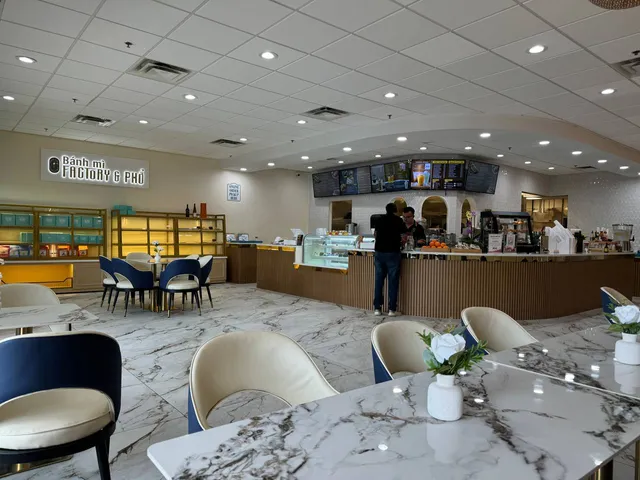 Banh Mi Factory & Pho