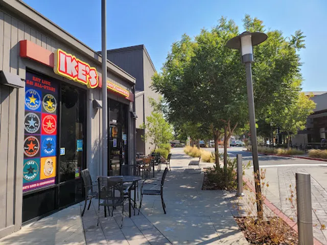 Ike's Love & Sandwiches