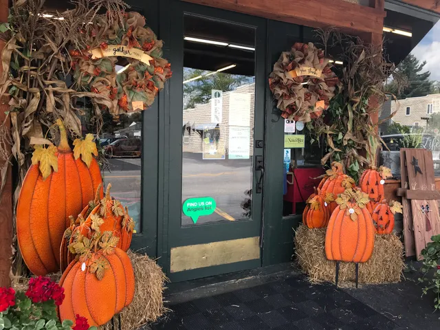 Crab Creek Country Store