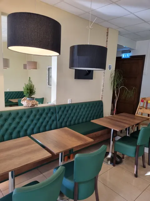 St Knuts Cafe & Bageri