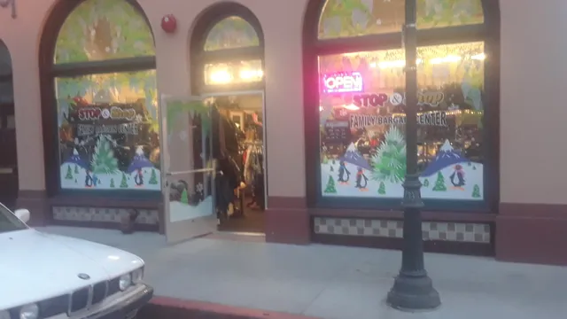 Stop & Shop Family Bargain Center