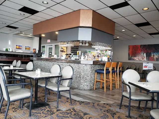 Water's Edge Restaurant and Lounge