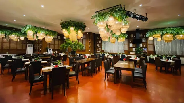 Lola Feling Restaurant Legazpi