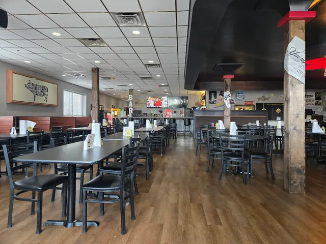 Smokin Momma's Burgers & BBQ