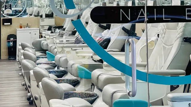 Polished Nail Bar in DTLA